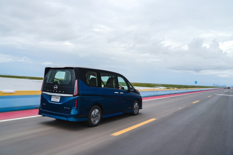 batch_NISSAN-SERENA-e-POWER-THEMATIC-DRIVE-2025_Turquoise-Blue-with-Black-Roof_027 เที่ยวไปชิมไป สัมผัสเสน่ห์เมืองใต้ในทริป Funtast(e)tic สไตล์ Nisan Serena e-POWER
