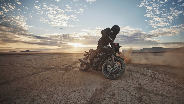 batch_Pic_Bonneville-T120-Black-1 Triumph พาสัมผัสตำนาน Bonneville กับ 3 ไฮไลต์ไอคอนิกที่ไบค์เกอร์ทั่วโลกหลงใหล