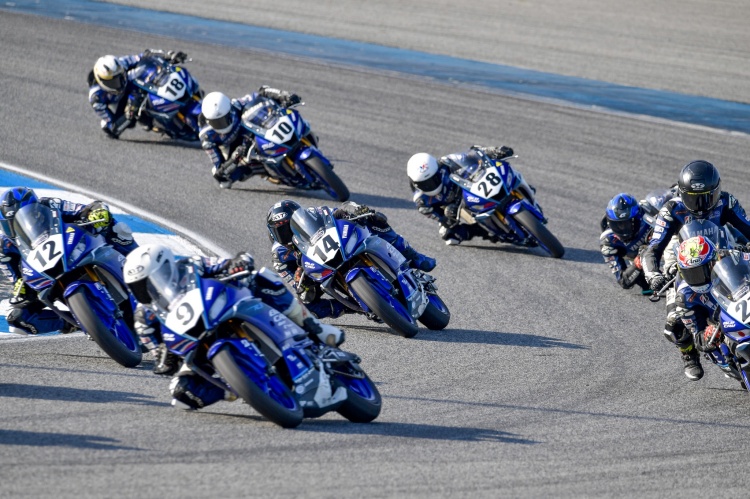 batch_S__578543629 ธีรนัย เด็กไทยเฉือนคว้าชัย ! เปิดเรซแรกเดือด ศึก R3 bLU cRU ชิงเจ้าความเร็วเอเชีย–แปซิฟิก