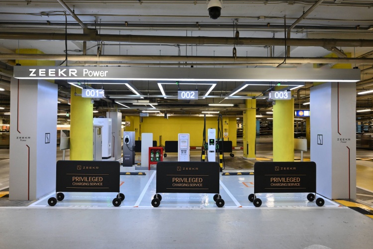 batch_ZEEKR-Charging-Station-2 ZEEKR เปิดสถานีชาร์จ ZEEKR Power กำลังไฟสูงสุด 400 kW แห่งแรกในประเทศไทยที่เซ็นทรัลเวิลด์