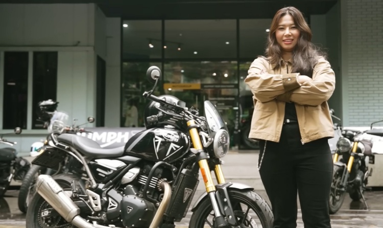 batch_คุณอัญ-อัญมณี-เมืองใจ-2 Triumph Speed 400 & Scrambler 400 X 2 รถจักรยานยนต์ที่ใคร ๆ ก็ขี่ได้ ดีไซน์พรีเมียมฉบับอังกฤษ