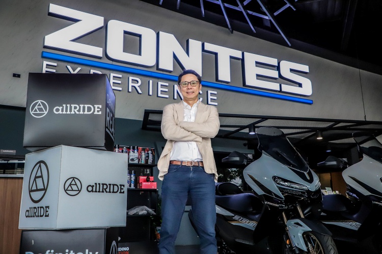 batch_นายภีศเดช-นันทชัยพร-5 Real MotoSports เปิดตัว ‘Zontes Experience แจ้งวัฒนะ‘ ปักธงแลนด์มาร์กใหม่สายสองล้อ