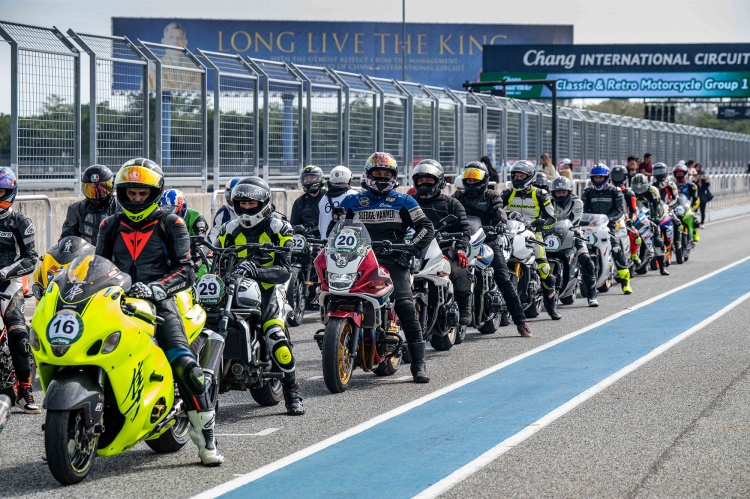 batch_10-2 Chang Classic Car Revival 2025 รถคลาสสิค 1,000 คันกระหึ่มสนาม "ชาช่า-เบนซ์ เรซซิ่ง”ผลงานเยี่ยม เปิดให้ผู้อพยพ-ประชาชนชมฟรี!