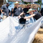 batch_11.-นายพิทักษ์-รัชกิจประการ-ร่วมปล่อยปลา-150x150 PTG ส่งเสริมโครงการ “ปลูกข้าวแบบเปียกสลับแห้ง” ต.หนองสะเดา อ.สามชุก จ.สุพรรณบุรี