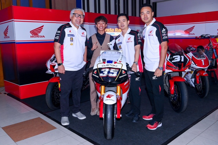 batch_9-ก๊อง-ธัชกร-บัวศรี ทัพนักบิด “ฮอนด้า เรซซิ่ง ไทยแลนด์” กวาดรางวัล FMSCT Champion Awards 2025