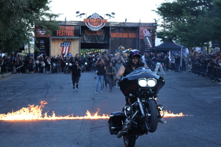 batch_Bruce-Professional-Stunt-Rider-Harley-Davidson Asia Harley Days 2025 เปิดพื้นที่เขาใหญ่รวมพลไบค์เกอร์ทั่วเอเชียสุดยิ่งใหญ่
