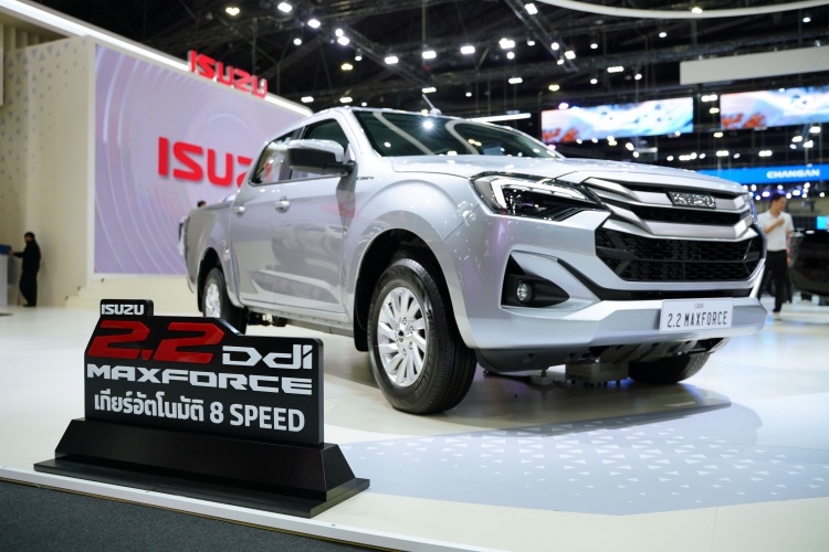 batch_D-MAX-CAB4-2.2-Ddi-MAXFORCE- Isuzu อวดโฉมทัพยนตรกรรมใหม่ล่าสุด! ในงาน Motor Expo 2025
