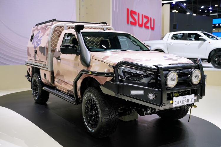 batch_D-MAX-SPARK-4X4-3.0-MAXFORCE-แต่ง-TJM-1 Isuzu อวดโฉมทัพยนตรกรรมใหม่ล่าสุด! ในงาน Motor Expo 2025