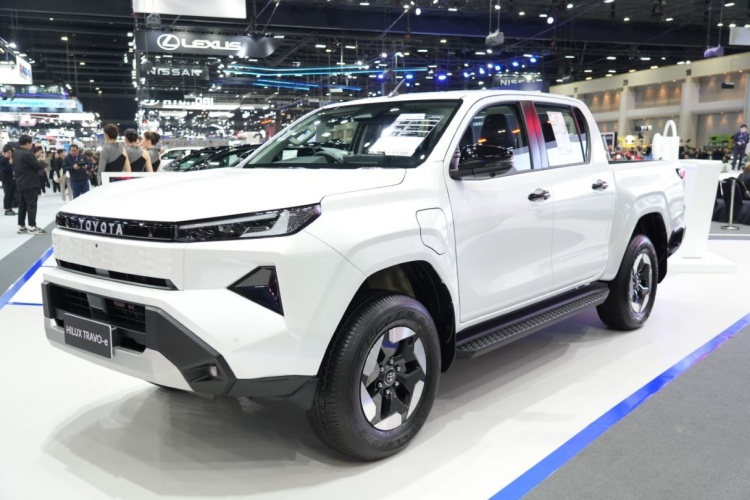 batch_DSC07760 Toyota จัดแสดงรถยนต์เด็ด ชุดแต่ง และข้อเสนอส่งท้ายปีต้อนรับ Motor Expo 2025