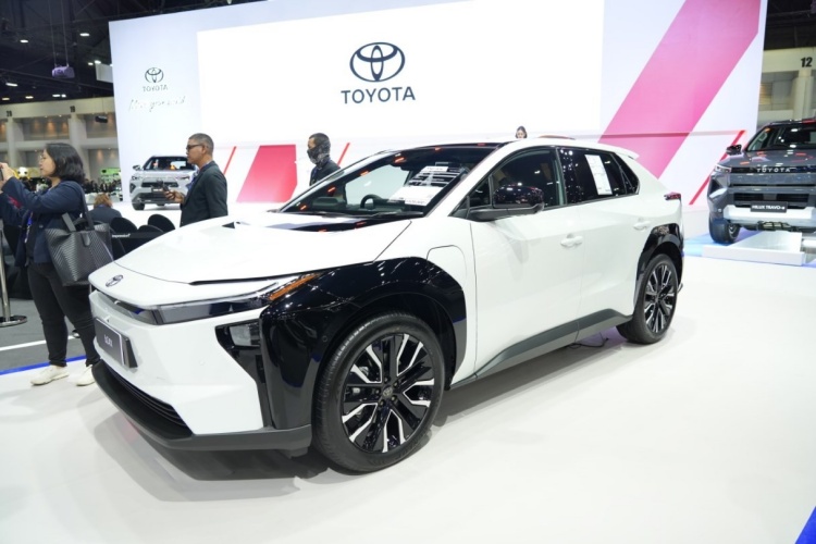batch_DSC07765 Toyota จัดแสดงรถยนต์เด็ด ชุดแต่ง และข้อเสนอส่งท้ายปีต้อนรับ Motor Expo 2025