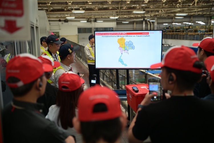 batch_DSC_2421 โตโยต้าเปิดหลังบ้าน พาสื่อมวลชนเจาะลึกคลังอะไหล่–ศูนย์บริการ ชูมาตรฐานการบริการในแบบของโตโยต้า