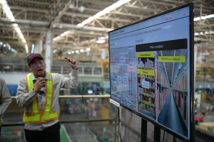 batch_DSC_2430 โตโยต้าเปิดหลังบ้าน พาสื่อมวลชนเจาะลึกคลังอะไหล่–ศูนย์บริการ ชูมาตรฐานการบริการในแบบของโตโยต้า