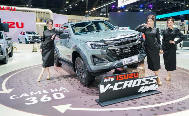 batch_ISUZU-V-CROSS-4x4-3.0-Ddi-MAXFORCE-1 Isuzu อวดโฉมทัพยนตรกรรมใหม่ล่าสุด! ในงาน Motor Expo 2025