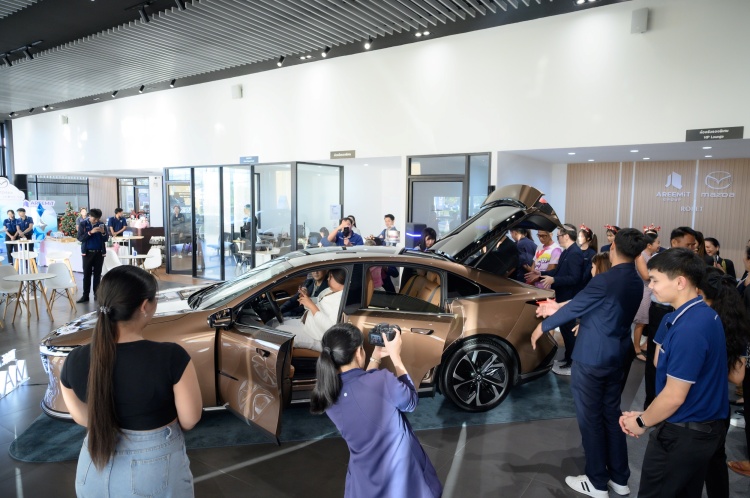 batch_Mazda-Showcase_5 Mazda6e Electric Showcase สุดคึกคัก คว้ายอดจองสิทธิ์แพ็คเกจเพิ่มรวมทะลุเกิน 4,000 สิทธิ์