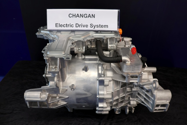 batch_NSTDA-eDrive-HIL-Collaboration-5 CHANGAN และ Shanghai Electric Drive ผนึก สวทช. ขับเคลื่อนการพัฒนาบุคลากรและเทคโนโลยี Hardware-in-the-Loop ของไทย