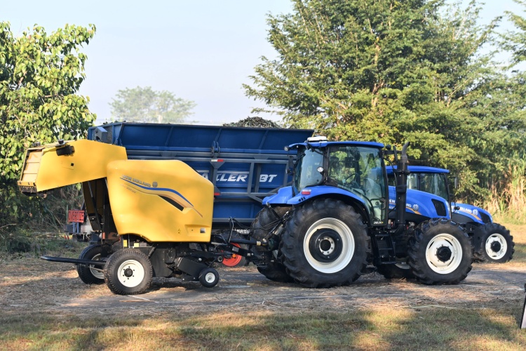 batch_New-Holland-Live-Demonstration-5 New Holland ฉลองวาระครบรอบ 130 ปี จัดงาน New Holland Day ครั้งแรกในประเทศไทย