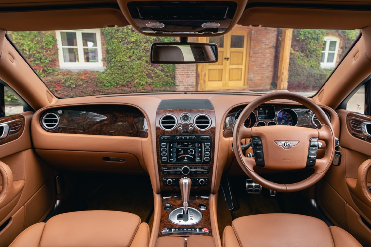 batch_Sedan-Anniversaries-Flying-Spur-Interior-1 Bentley Flying Spur ถ่ายทอดสุดยอดยนตรกรรมซีดาน 3 เจเนอเรชั่นส่งต่อความงามเหนือกาลเวลา