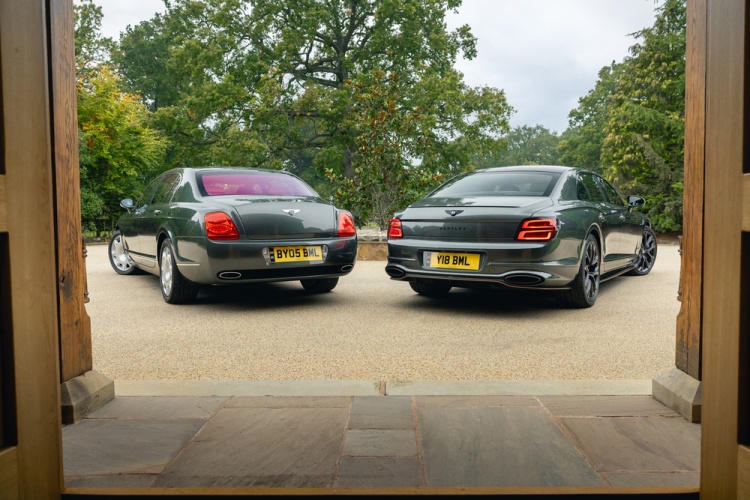 batch_Sedan-Anniversaries-Flying-Spur-Twin-3 Bentley Flying Spur ถ่ายทอดสุดยอดยนตรกรรมซีดาน 3 เจเนอเรชั่นส่งต่อความงามเหนือกาลเวลา