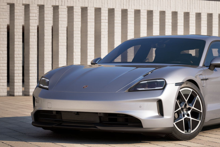 17 "ม้า" กับ "รถ" มาโคจร สืบทอดจากพาหนะสู่แบรนด์รถที่มีม้าเป็นสัญลักษณ์