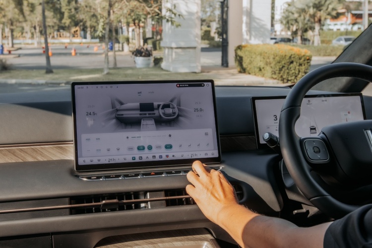 batch_014_WEY-G9-The-Ultimate-Luxury-for-Business-and-Family เจาะ 6 จุดเด่น WEY G9 ลักชัวรี MPV ยุคใหม่ที่เข้าใจชีวิตจริงของผู้นำและครอบครัวไฮเอนด์