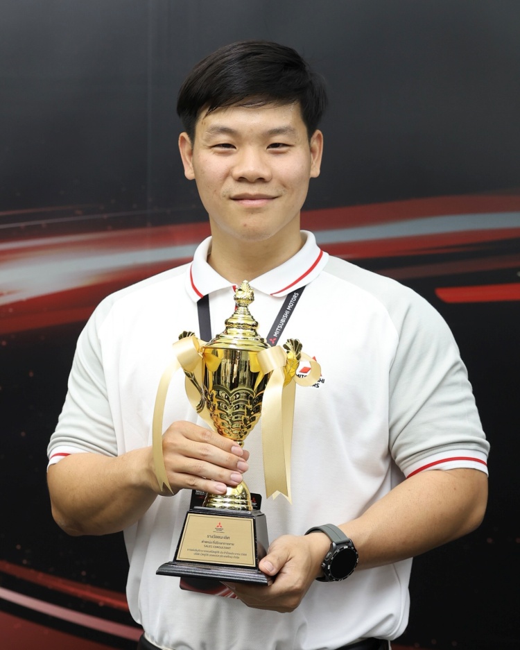 batch_04-Mr.-Poramet-Yutthanan-The-Winner-of-Sales-Consultant 7 แชมป์สุดยอดงานบริการในการแข่งขันทักษะรถยนต์มิตซูบิชิ ครั้งที่ 25 พร้อม 2 ตัวแทนไทยคว้ารางวัลระดับโลก