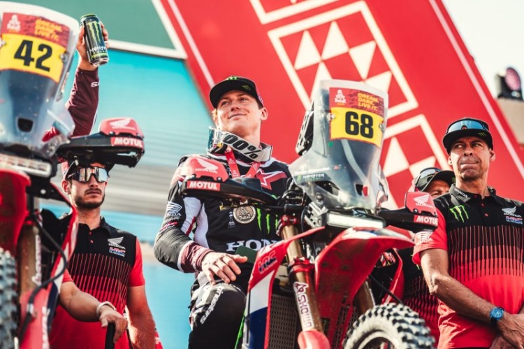 batch_2-Rally-Dakar-สเตจสุดท้ายที่ซาอุดิอาระเบีย ฮอนด้าคว้าดับเบิ้ลโพเดียมสเตจสุดท้าย แรลลี่ดาร์กาสนามแรกที่ซาอุฯ “ริกกี้ บราเบค” บิด Honda CRF450 RALLY ขับเคี่ยวอย่าง