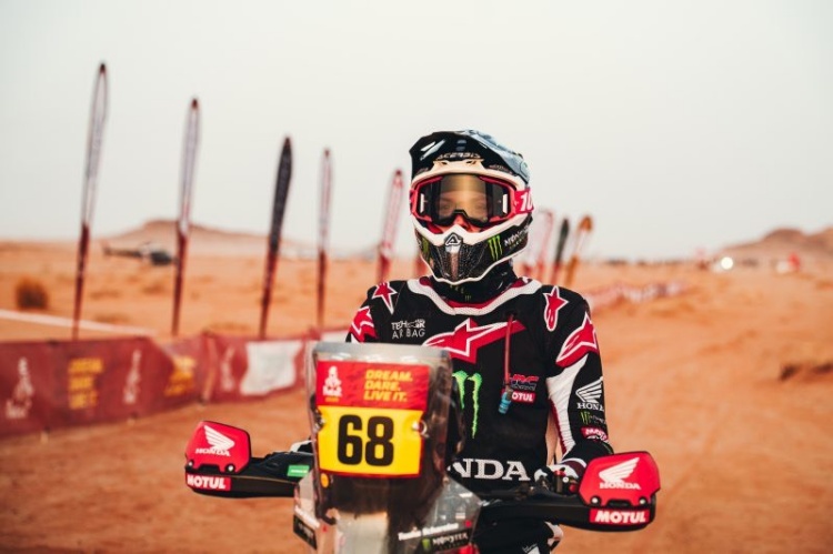 batch_2-ข่าว-รวมรุ่นใหญ่และรุ่นรุกกี้รายการดากา Honda CRF450 RALLY ฟอร์มแกร่ง! กลางทะเลทรายซาอุฯ เหมาอันดับ 1-2 สเตจ 3 Dakar Rally 2026