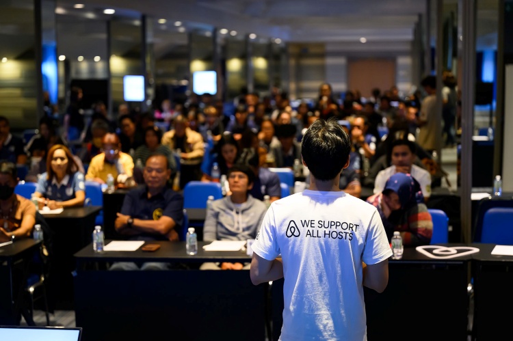 batch_3-Airbnb-hosting-workshop-in-Buriram สนามช้างฯ ผนึกกำลัง Airbnb ปักหมุดรับนักท่องเที่ยว ‘โมโตจีพี-บุรีรัมย์ มาราธอน’ ชูโมเดล “โฮมสเตย์วิถีบุรีรัมย์”