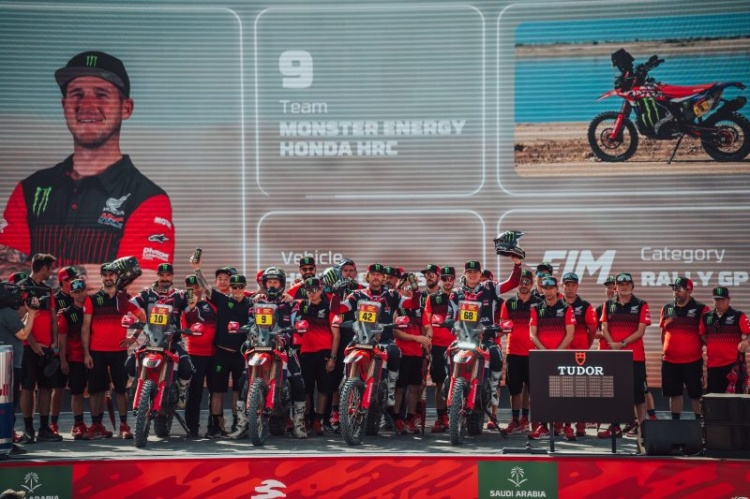 batch_3-Rally-Dakar-สเตจสุดท้ายที่ซาอุดิอาระเบีย ฮอนด้าคว้าดับเบิ้ลโพเดียมสเตจสุดท้าย แรลลี่ดาร์กาสนามแรกที่ซาอุฯ “ริกกี้ บราเบค” บิด Honda CRF450 RALLY ขับเคี่ยวอย่าง