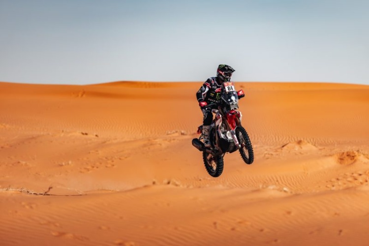 batch_9-Dakar-rally-สเตจ-6 ริกกี้ บราเบค นำทัพคว้าวินเนอร์ กวาด 1 – 2 ศึกสุดทรหดแรลลี่ดาร์กา 2026 สเตจที่ 6