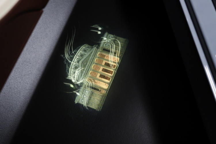 batch_Digital-Craftsmanship-2 Bentley มอบตัวเลือก ‘Bespoke Animated Welcome Lamp’ ครั้งแรกในโลกยนตรกรรม