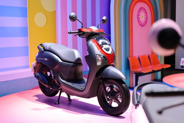 batch_New-Honda-SCOOPY-8 New Honda SCOOPY ‘The Iconic Gang แก๊งเจนใหม่ ไปให้สุดเทรนด์’ 9 สีใหม่ 3 สไตล์