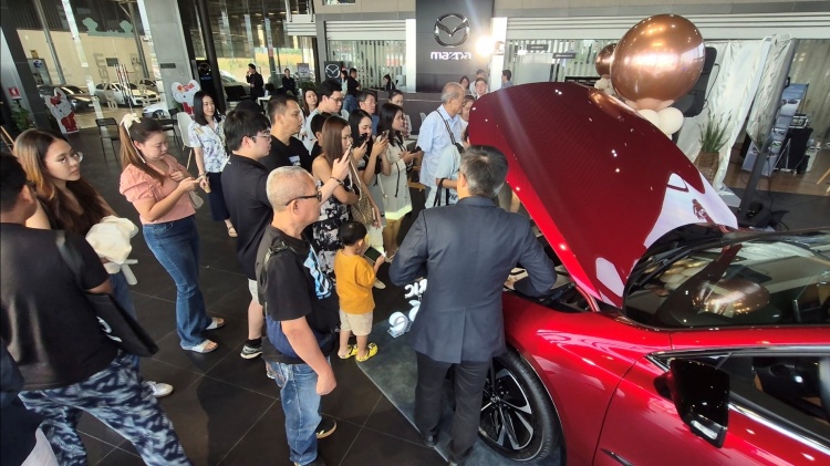 batch_Photo-02- The All-Electric Mazda6e ยอดจองสิทธิ์ทะลุ 4,000 พร้อมเปิดจองแพ็กเกจต่อเนื่องถึงสิ้นเดือนมกราคมนี้เท่านั้น 