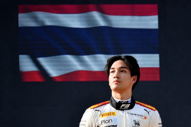 batch_S__35315734 “เต๊อะ วุฒิกร” - “เติ้น ทัศนพล” รับรางวัลอันทรงเกียรติระดับประเทศ จากงาน RAAT Awards 2025