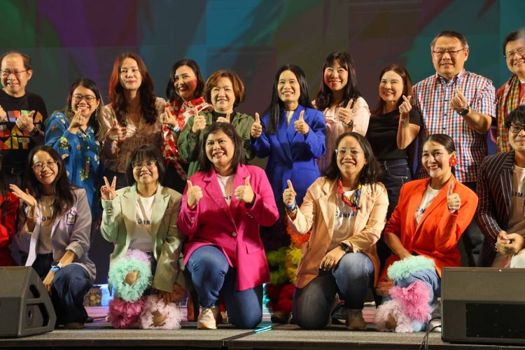 batch_S__588013583 Yamaha สนับสนุนสมาคมผู้สื่อข่าวเศรษฐกิจ มอบยามาฮ่า FAZZIO Hybrid มูลค่า 52,500 บาท เป็นรางวัล