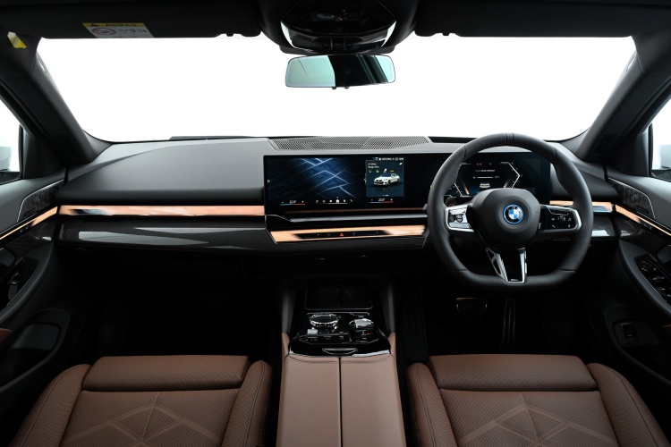 batch_The-new-bmw-i5-edrive40-15 New BMW i5 เปิดตัวรุ่นประกอบในประเทศประเดิมปีใหม่ 2569