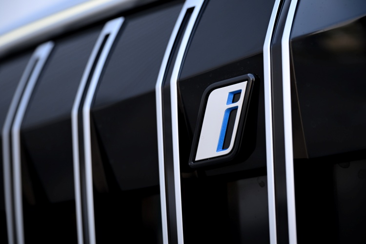 batch_The-new-bmw-i5-edrive40-2 New BMW i5 เปิดตัวรุ่นประกอบในประเทศประเดิมปีใหม่ 2569