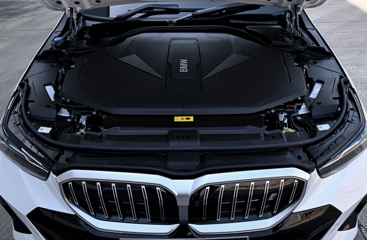 batch_The-new-bmw-i5-edrive40-4 New BMW i5 เปิดตัวรุ่นประกอบในประเทศประเดิมปีใหม่ 2569