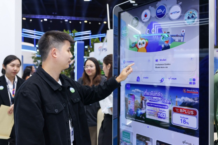 batch_photo2 OR โชว์นวัตกรรม EV Station PluZ – blueplus+ – PTT Lubricants ในงาน Sustainable Spark by PTT Group 2026