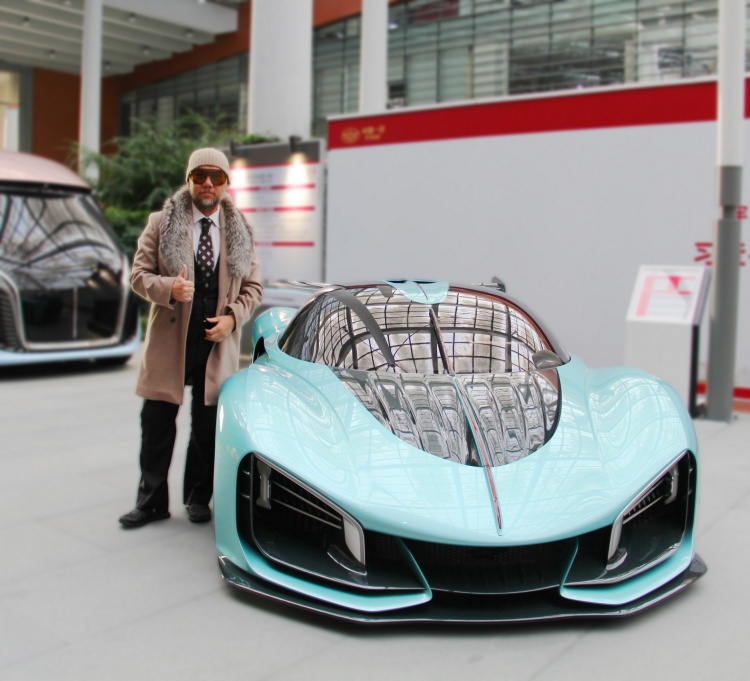 batch_04-นายบดินทร์-บุญวิสุทธิ์-ประธานเจ้าหน้าที่บริหาร-เมโทรกรุ๊ป เมโทร กรุ๊ป คว้าสิทธิ์จัดจำหน่าย "HONGQI” ปักธงตลาดรถยนต์อัลตร้าลักชัวรีและพรีเมียมในไทย