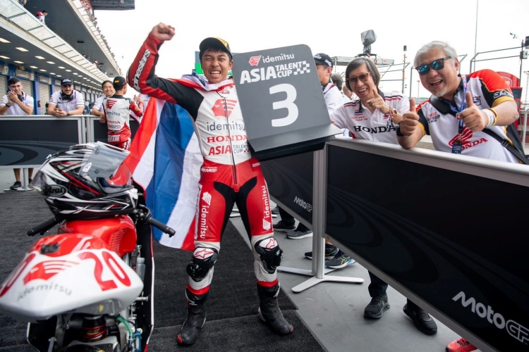 batch_07 "อุ้ม-นพรุธพงษ์" นำทัพ “ฮอนด้า เรซซิ่ง ไทยแลนด์” พร้อมสองดาวรุ่งไทย ลุยศึกโมโตโฟร์ เอเชีย คัพ สนามแรกที่บุรีรัมย์