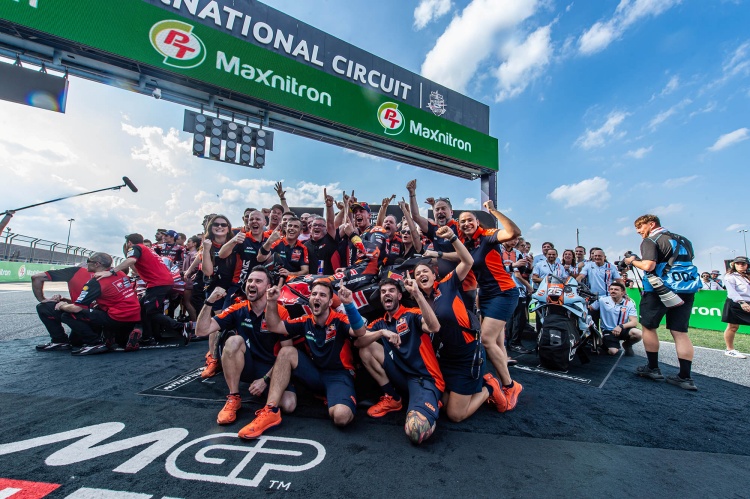 batch_1-2 โค้ง 12 ระอุ! “MotoGP Thailand” ดวลสปรินต์สุดเดือด “อคอสต้า” บด “มาร์เกซ” ปลดล็อคคว้าชัยประเดิมฤดูกาลใหม่