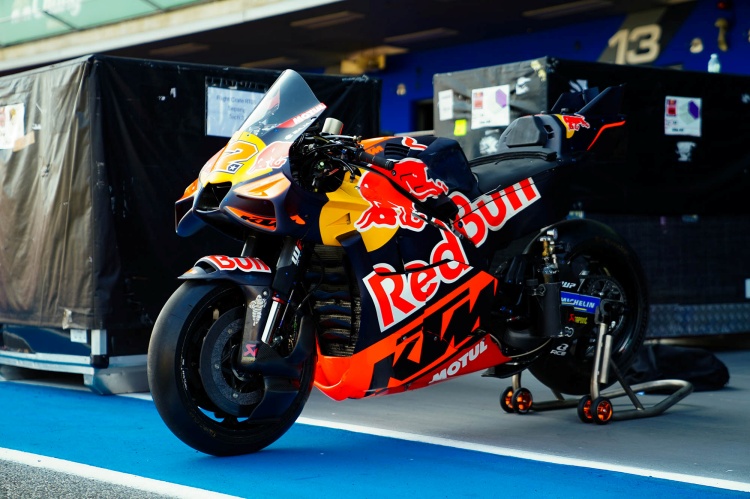 batch_14.mv_ FIM ไฟเขียวเปิดตู้รถแข่งโมโตจีพี "มาร์เกซ" นำทัพประเดิมแทร็ก เตรียมพร้อม "พรี-ซีซั่น เทสต์" สุดสัปดาห์นี้!