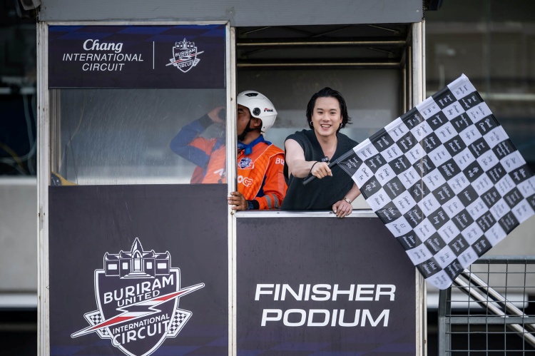 batch_19-เจมส์-ธีรดนย์ โค้ง 12 ระอุ! “MotoGP Thailand” ดวลสปรินต์สุดเดือด “อคอสต้า” บด “มาร์เกซ” ปลดล็อคคว้าชัยประเดิมฤดูกาลใหม่