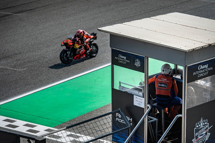 batch_2-2 เร็วที่สุดที่เคยมีมา! "เบซเซ็คคี" ผงาด “บุรีรัมย์ เทสต์” ทำสถิติใหม่ทดสอบ โมโตจีพี สนามช้าง