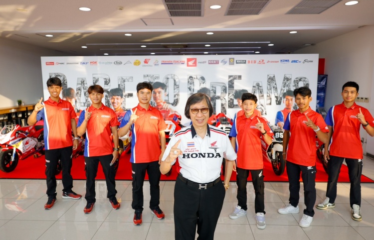 batch_21-ไทยฮอนด้าแถลงข่าวไลน์อัพ-2026 “ไทยฮอนด้า” จับมือ “ฮอนด้า เอชอาร์ซี” ส่ง 2 นักแข่งไทย สู่ทีมโรงงาน ทั้งทางเรียบและทางฝุ่นระดับโลก