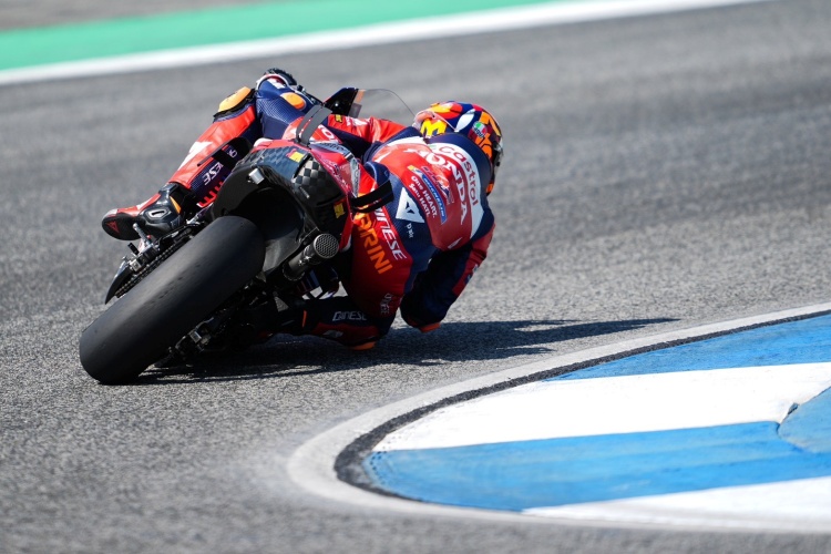 batch_3มารินี-บิด-Honda-RC213V-รั้งท็อปทรีวันแรก-บุรีรัมย์-เทสต์- “มารินี” ควบ Honda RC213V พา “ฮอนด้า” รั้งท็อปทรีวันแรก “บุรีรัมย์ เทสต์” ก่อนลุยศึกไทยจีพี 2026