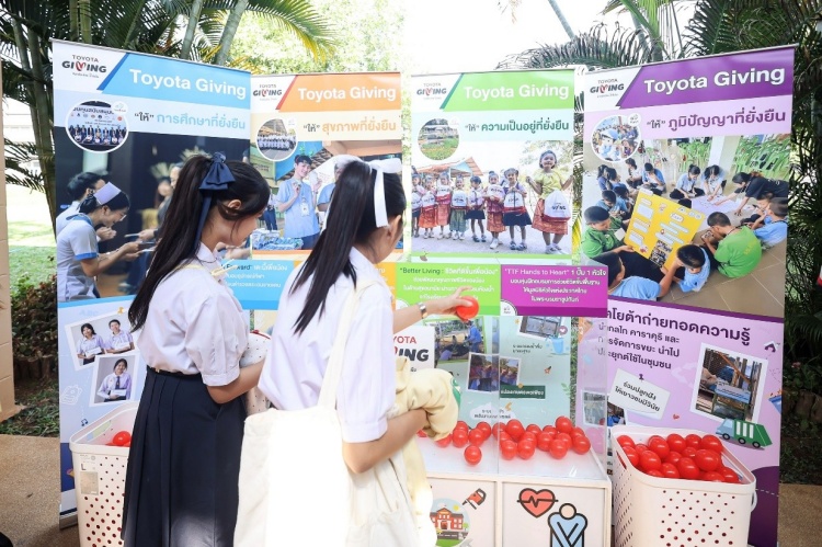 batch_9 มูลนิธิโตโยต้าประเทศไทย สนับสนุนทุนการศึกษาครอบคลุม 4 ภูมิภาคทั่วประเทศ ภายใต้โครงการ “TOYOTA GIVING ขับเคลื่อนไทยให้ยั่งยืน”