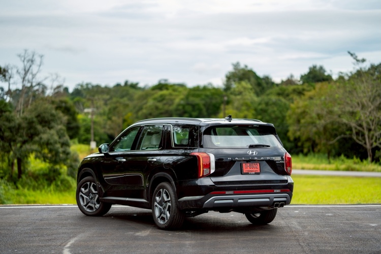 batch_Hyundai-PALISADE_6 Hyundai พาส่อง 2 SUV ยุคใหม่ ครบ-จบ-คุ้ม ในแบบ 2 สไตล์