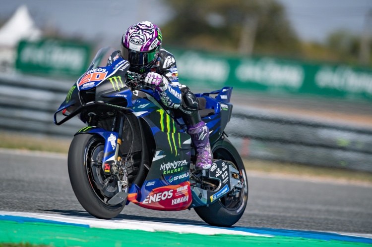 batch_S__594092050 4 นักบิดยามาฮ่าเดินหน้าเก็บข้อมูลวันแรก ทดสอบ M1 V4 เตรียมลุยศึกเปิดฤดูกาล ThaiGP ที่บุรีรัมย์